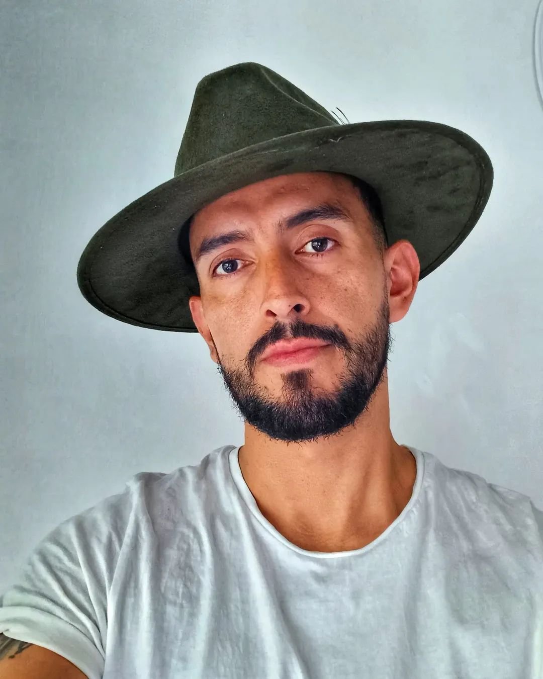 DAVID  RAMOS 